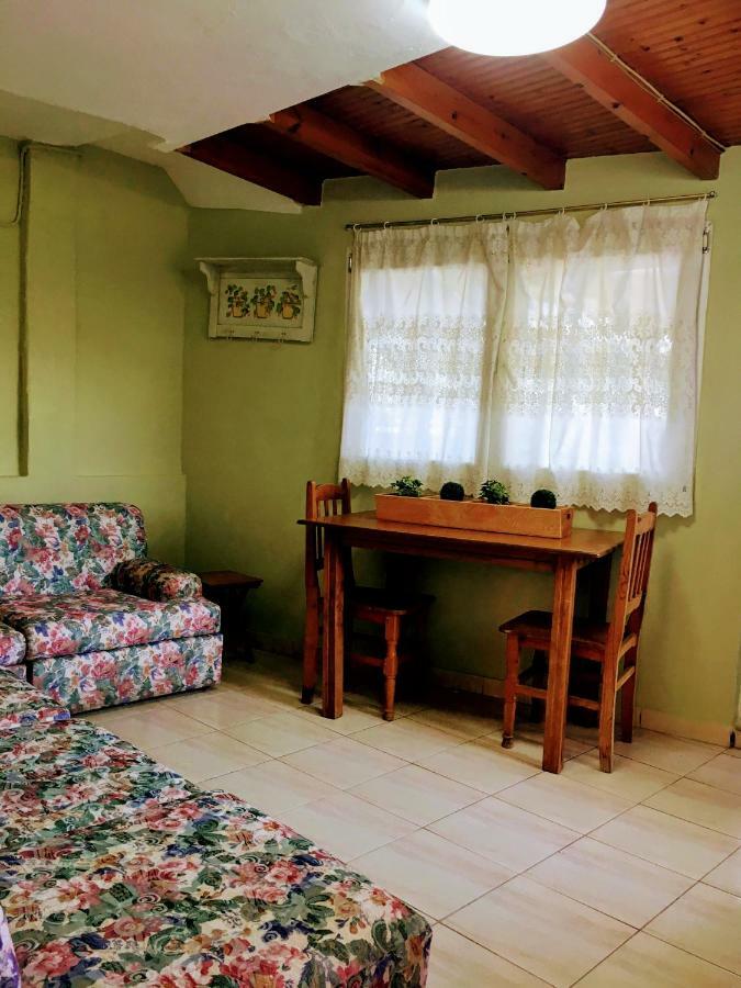 Retro Beach House Néa Péramos Kültér fotó